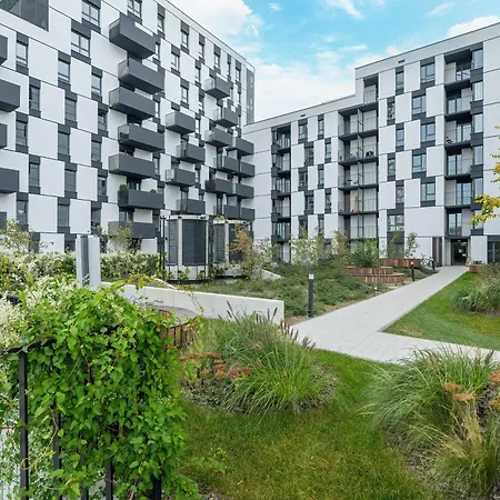 Modern Janickiego For 2 Adults And 2 Children With Parking Near Mtp By Renters Апартаменты Познань