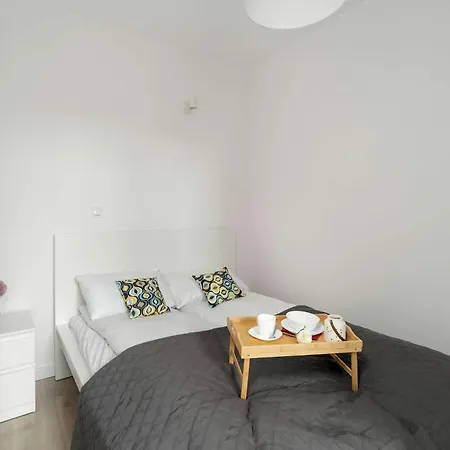 Modern Janickiego For 2 Adults And 2 Children With Parking Near Mtp By Renters Apartment Poznan